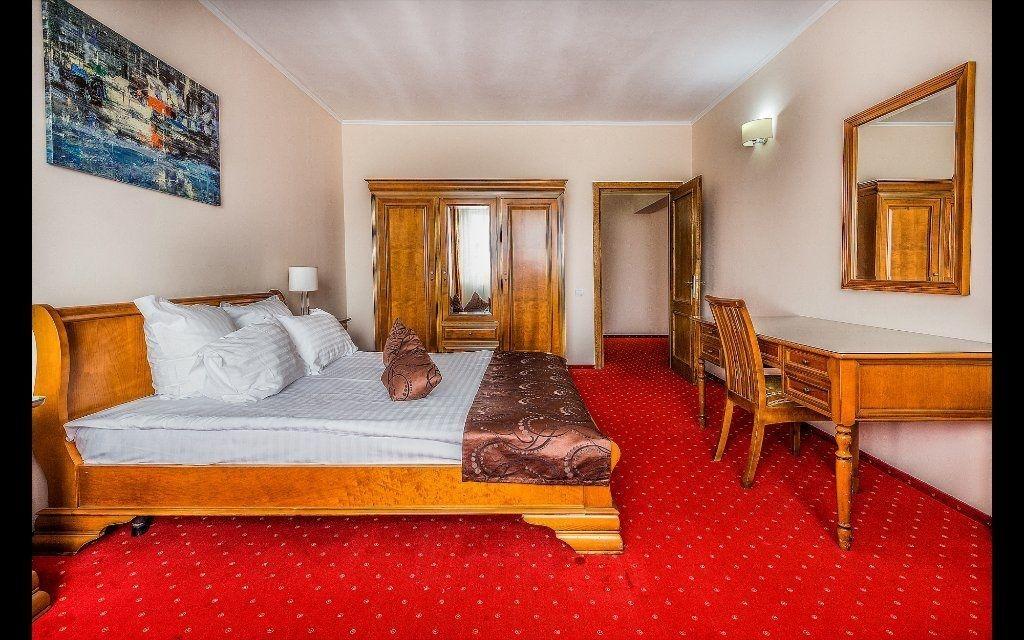 Hotel Athos R.M.T. Cluj-Napoca Exteriör bild