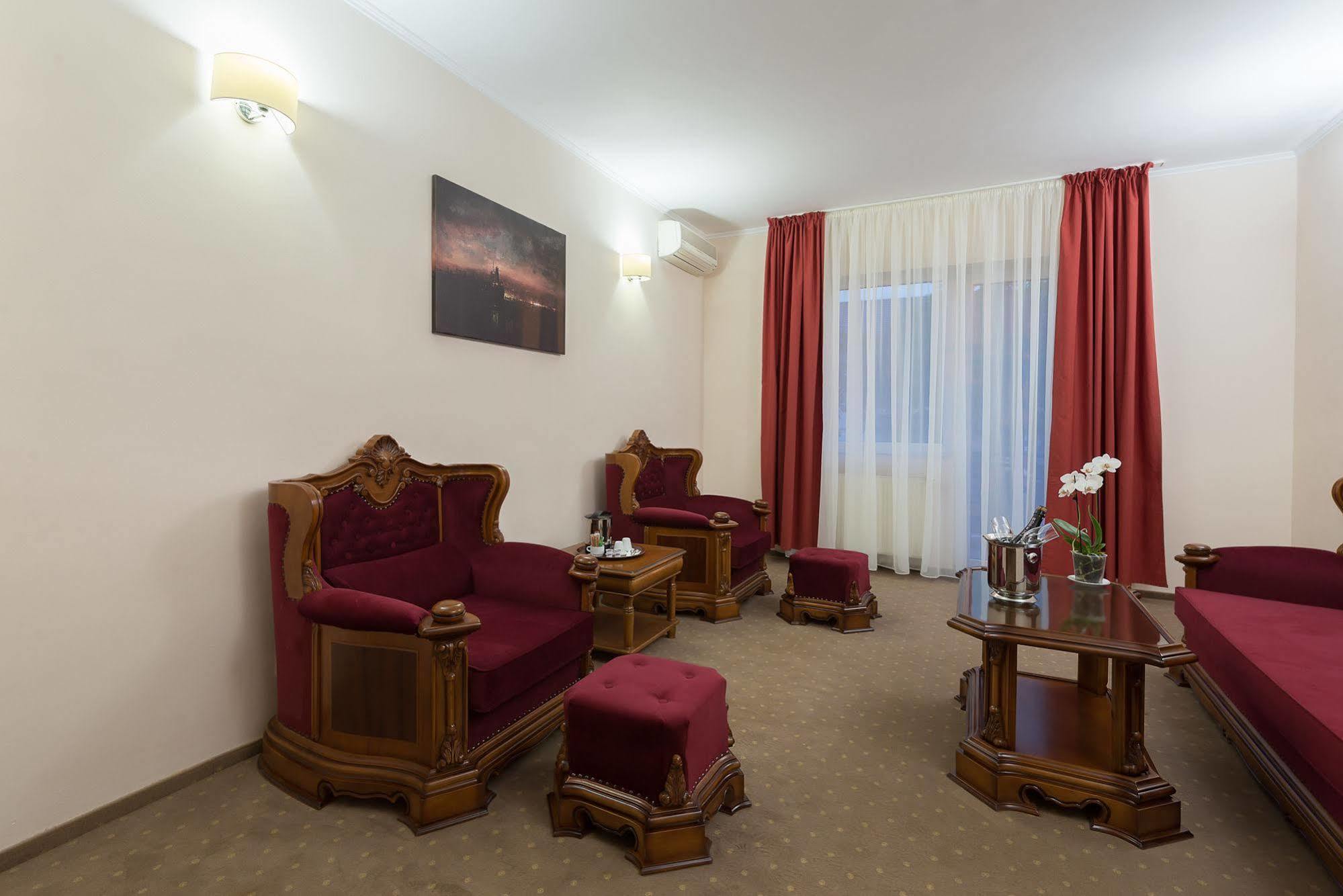 Hotel Athos R.M.T. Cluj-Napoca Exteriör bild